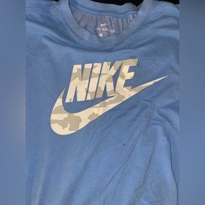 Small Nike Mens T-Shirt